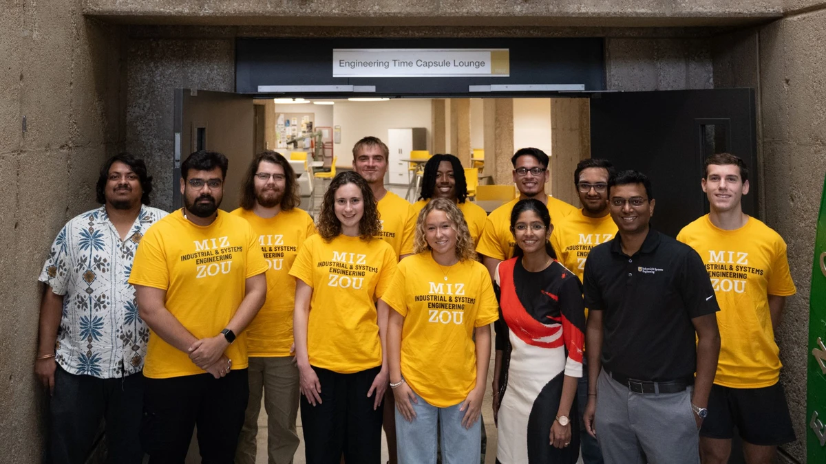 REU summer program students and mentors gathered at Mizzou’s Engineering Time Capsule Lounge.